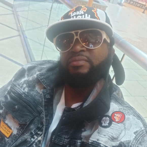 Meet your Posher, Jerry - Picture 1 of 1